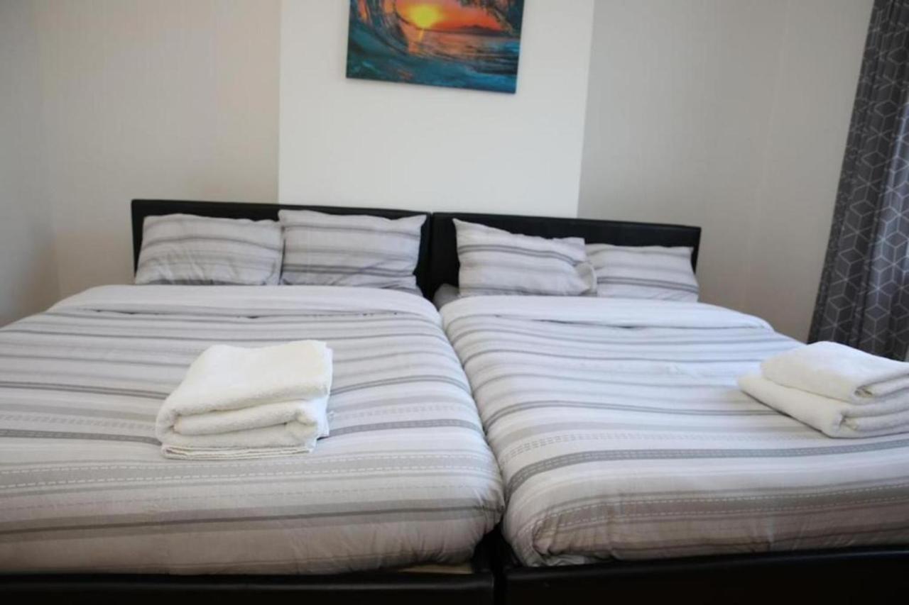 Oyo Timi Holiday Homes Londen Buitenkant foto