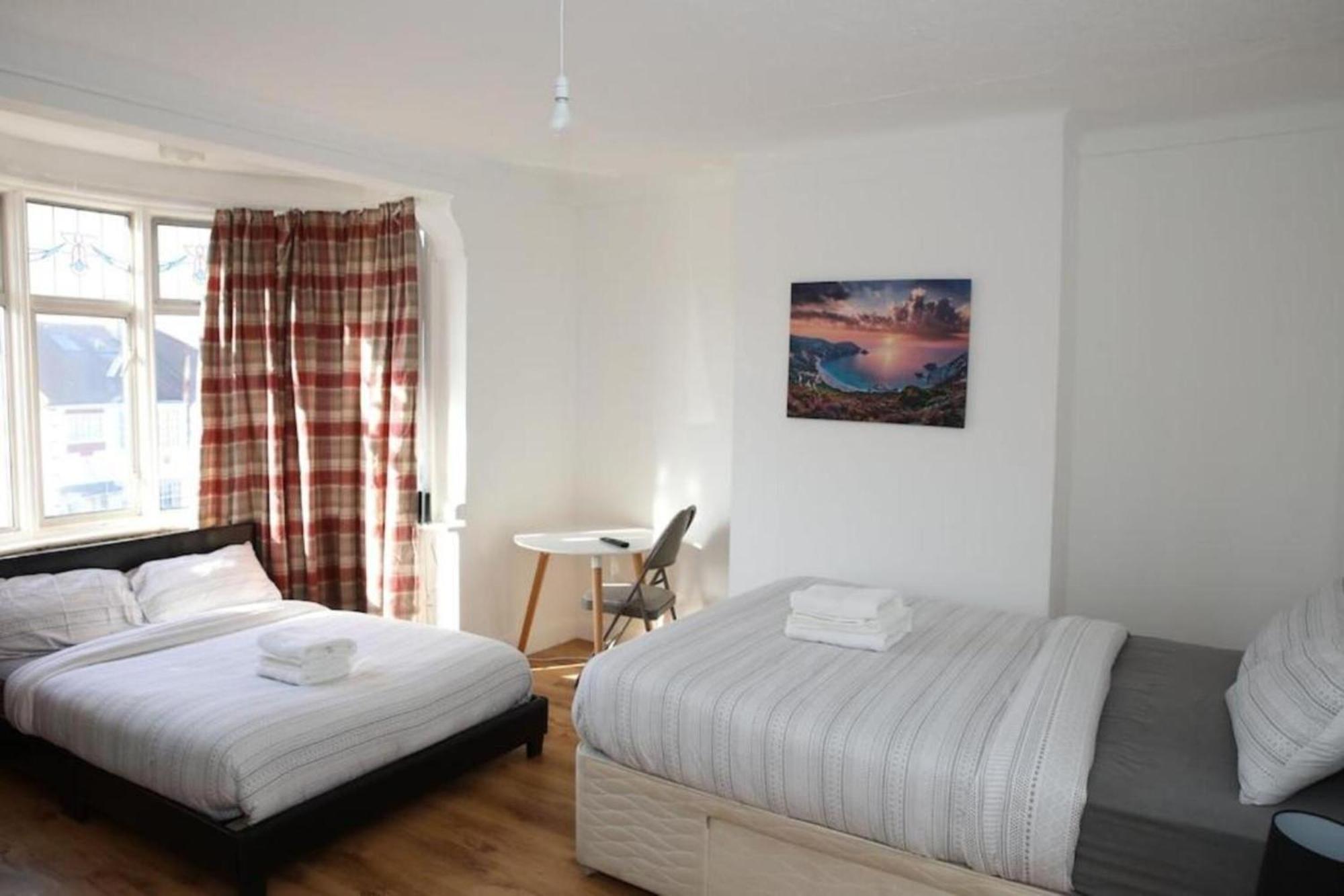 Oyo Timi Holiday Homes Londen Buitenkant foto