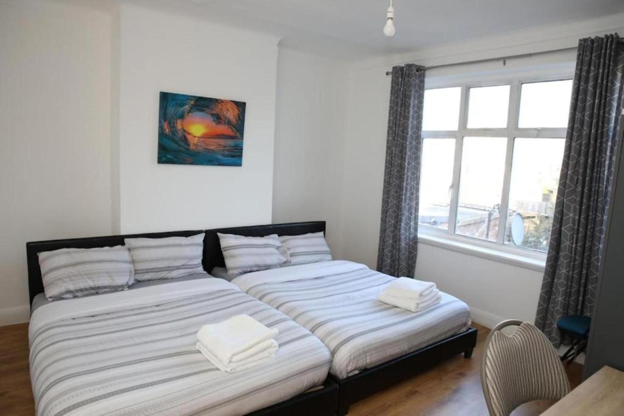 Oyo Timi Holiday Homes Londen Buitenkant foto